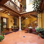 Lux San Miguel Lägenhetshotell Toledo