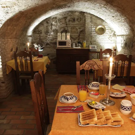 Apart-hotel Almunia De San Miguel