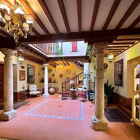 Lux San Miguel Tolède