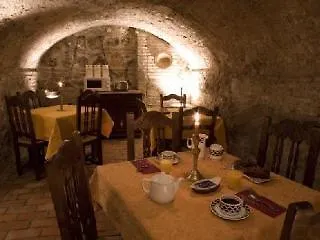 Almunia De San Miguel Apart Otel