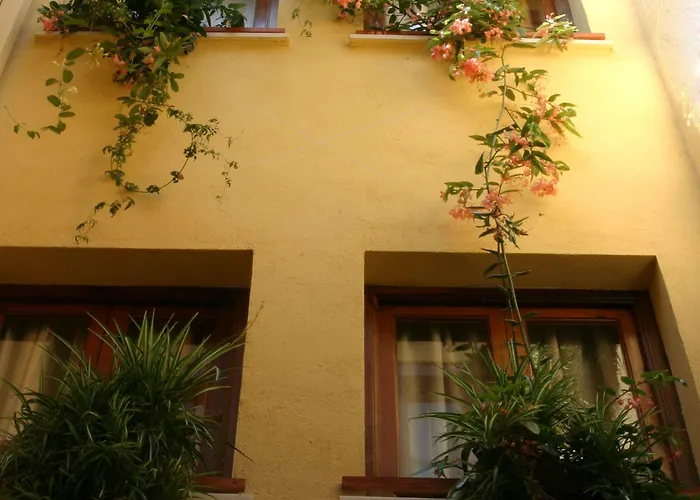 Lux San Miguel Lägenhetshotell 2*