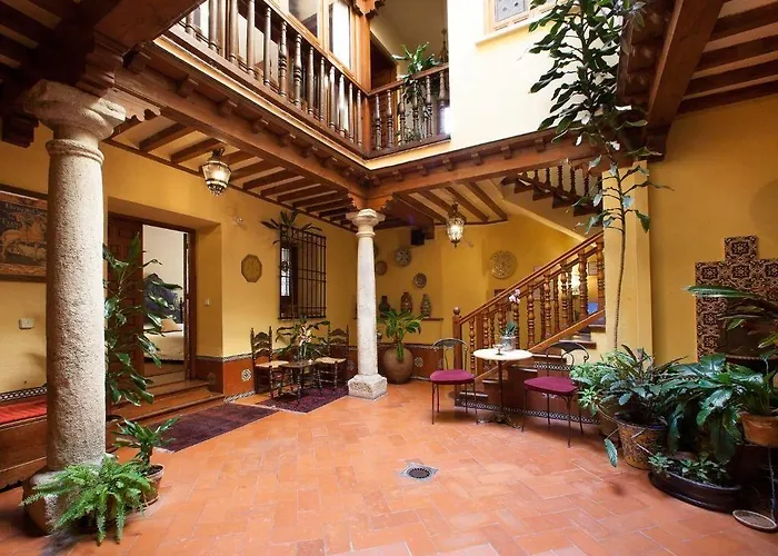 Lux San Miguel Lägenhetshotell Toledo